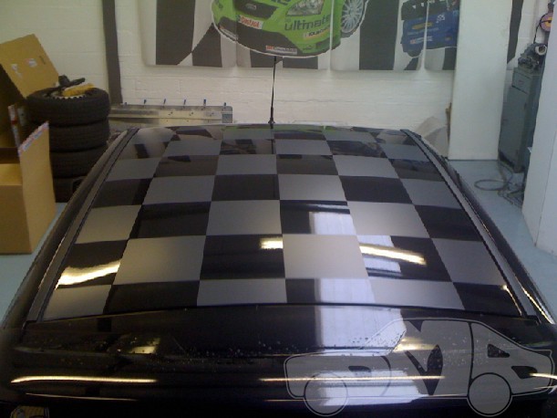 321_Fiesta_mk6_chequered_roof_1